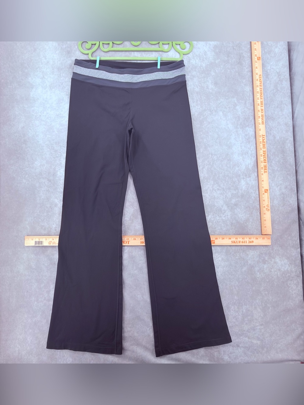 Kirkland Signature Black Yoga Pants with Gray Waistband Tag